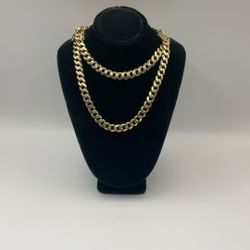 14 Karat Yellow Gold, Cuban Link Chain