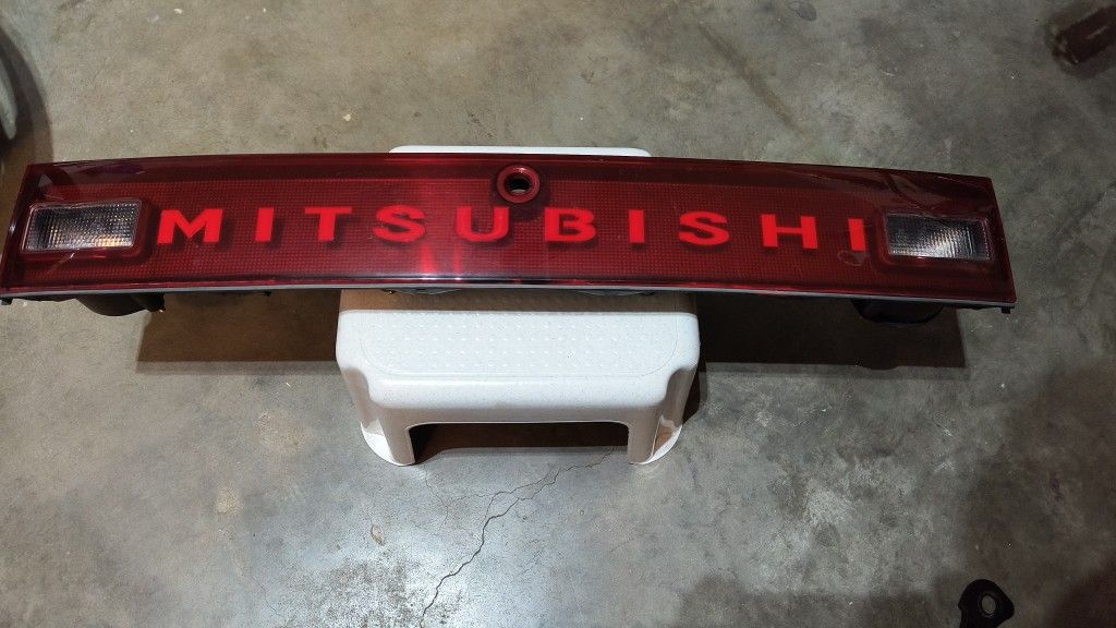 91-99 Mitsubishi 3000GT Rear center Tail FINISH 