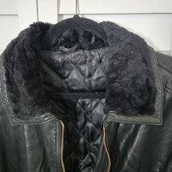 Ladies Small Soft 100% Leather Jacket - Made in Italy- Black