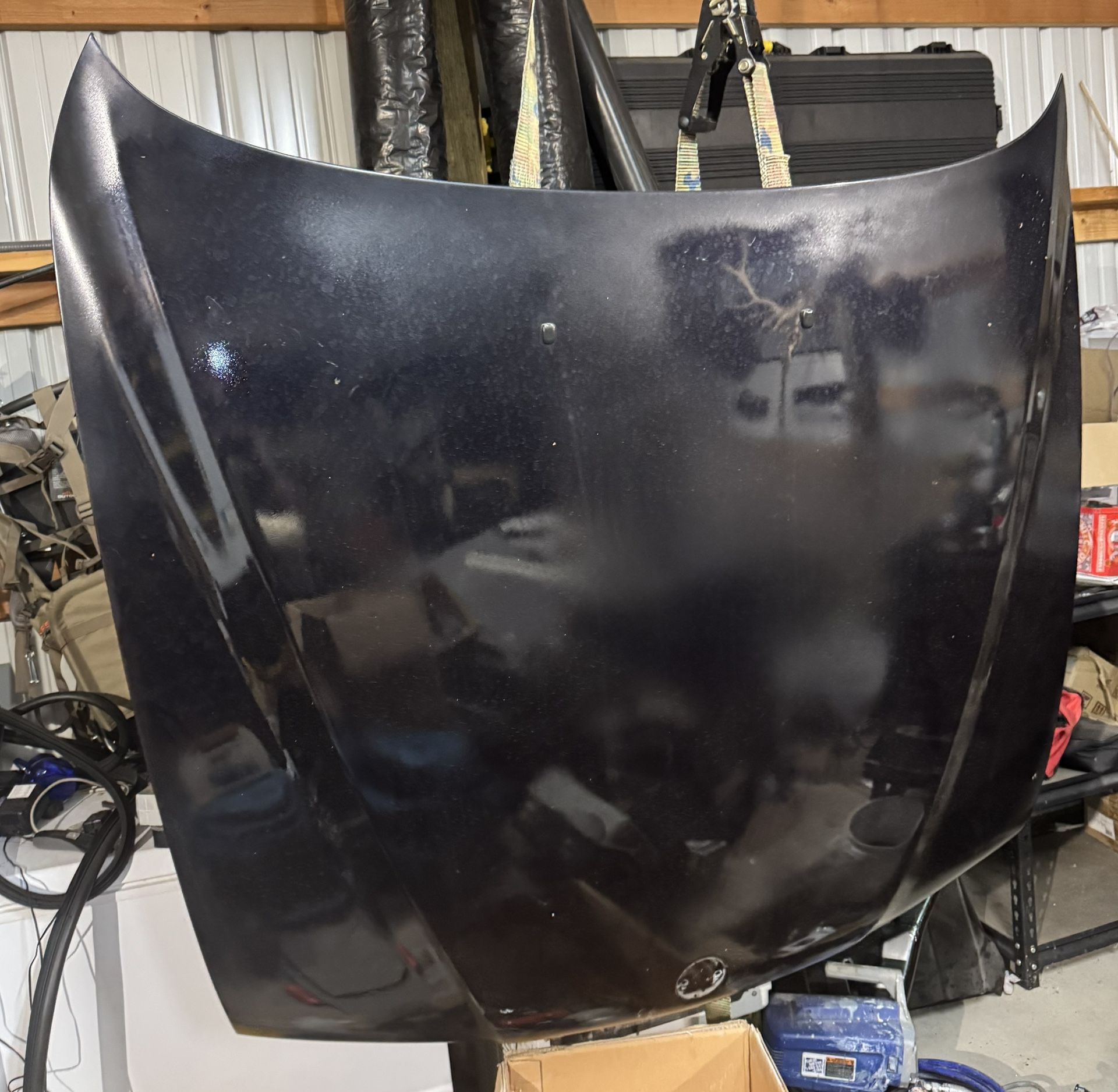1(contact info removed) BMW E39 Hood