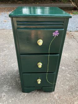 Cute green side table