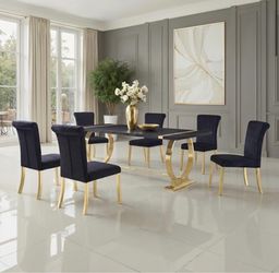 7 PC. DINING TABLE SET