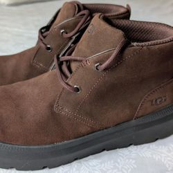 9.5 UGG Boots Mens Like New Chocolate Brown 