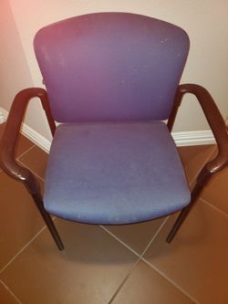OFFICE  CHAIR