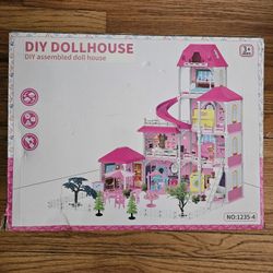 DIY Dollhouse