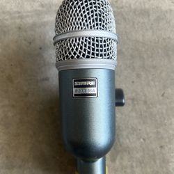 Shure Beta 56A Supercardioid Dynamic Drum Microphone