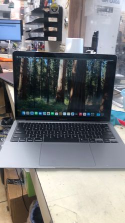 Apple laptops