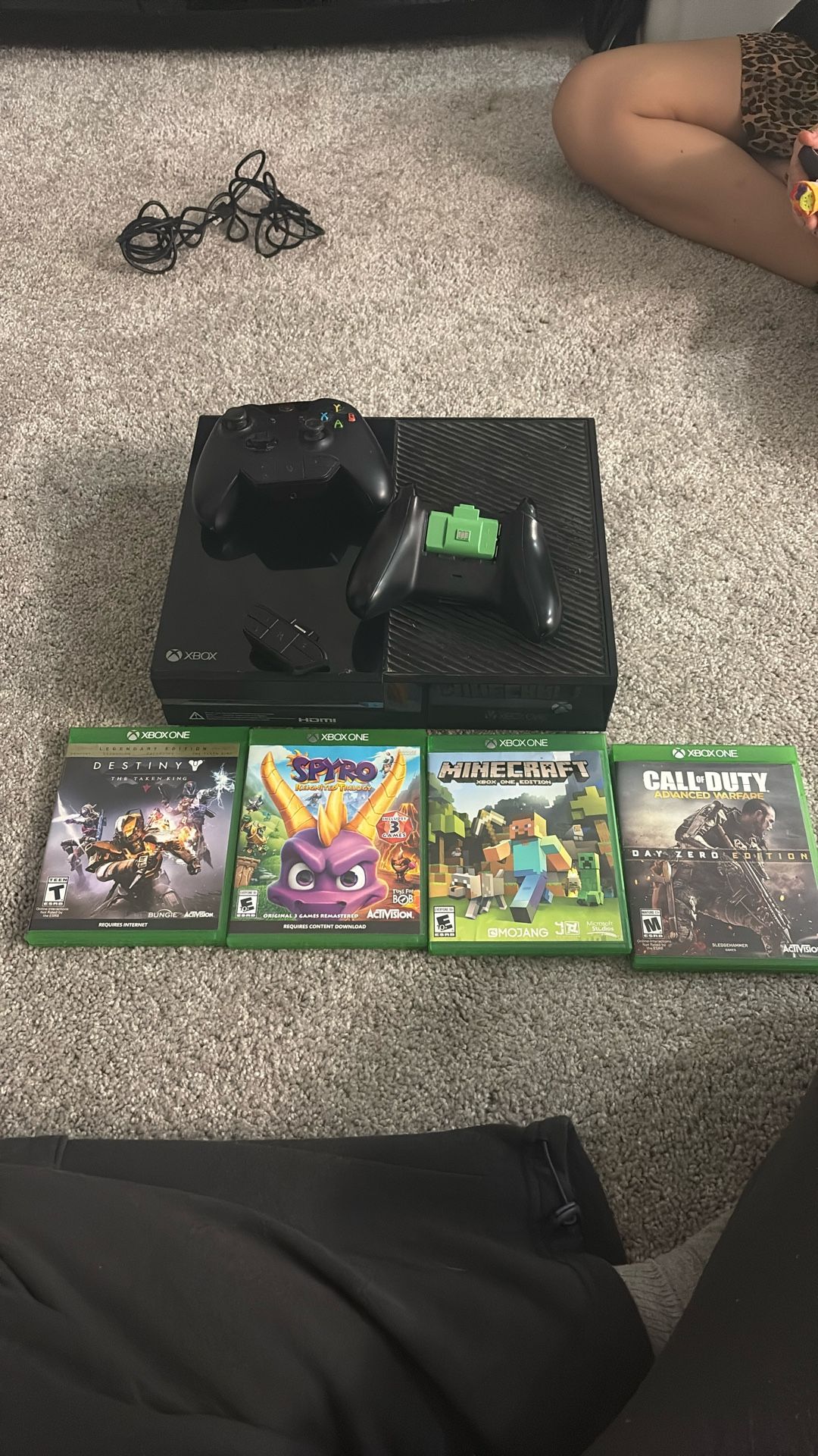 Xbox One With Rechargeable Batteries