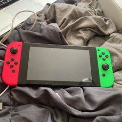 Nintendo Switch 