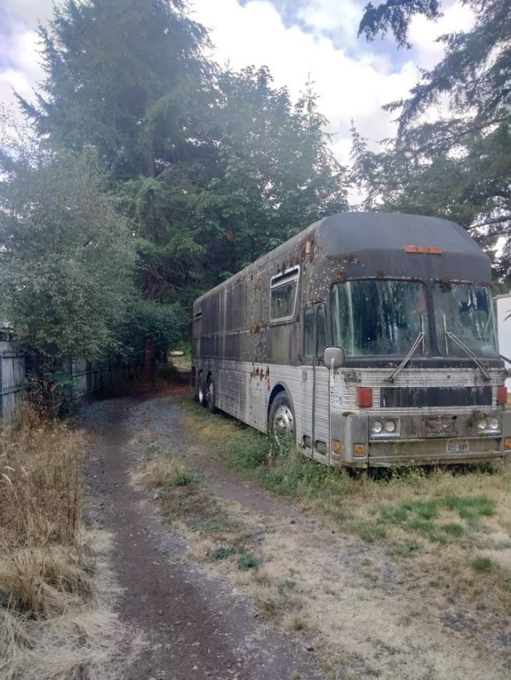 Silver Eagle Bus 1973