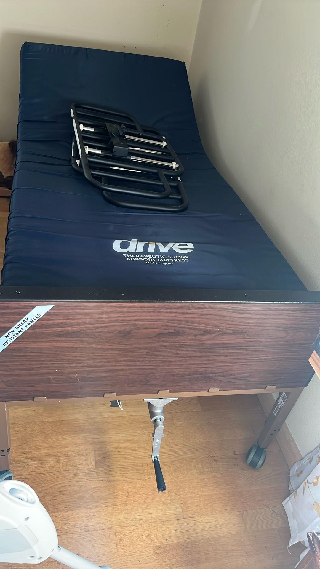  Hospital Bed 