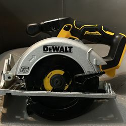Circular Saw Dewalt 
