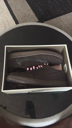 Travis Scott’s “Velvet Brown”