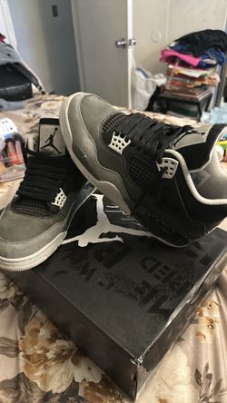 Jordan 4 9.5m
