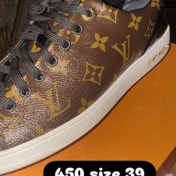 Classic Louis Vuitton sneaker