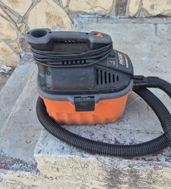 Vacuum RIDGID de 4 galones 5.0