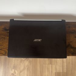 Laptop 