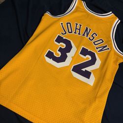 Size L Brand New Lakers Jersey 
