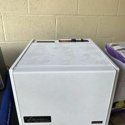 Excalibur Food Dehydrator-like new