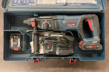 Bosch GBH18V-26D Bulldog 18V Brushless Rotary Hammer Drill Kit w/ 2 Batteries