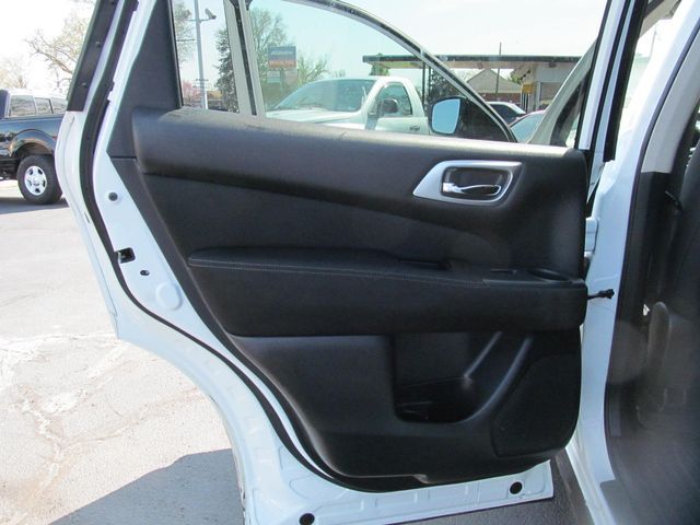 2017 Nissan Pathfinder