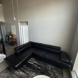 Black Leather Couch 