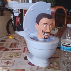 Skibidi Toilet W/ Accessories 
