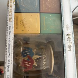 Hogwarts Tea Gift Set $15 OBO