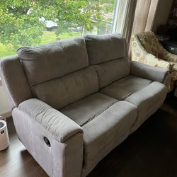 Scotchguard Treated Recliner Loveseat 1-1/2size $225