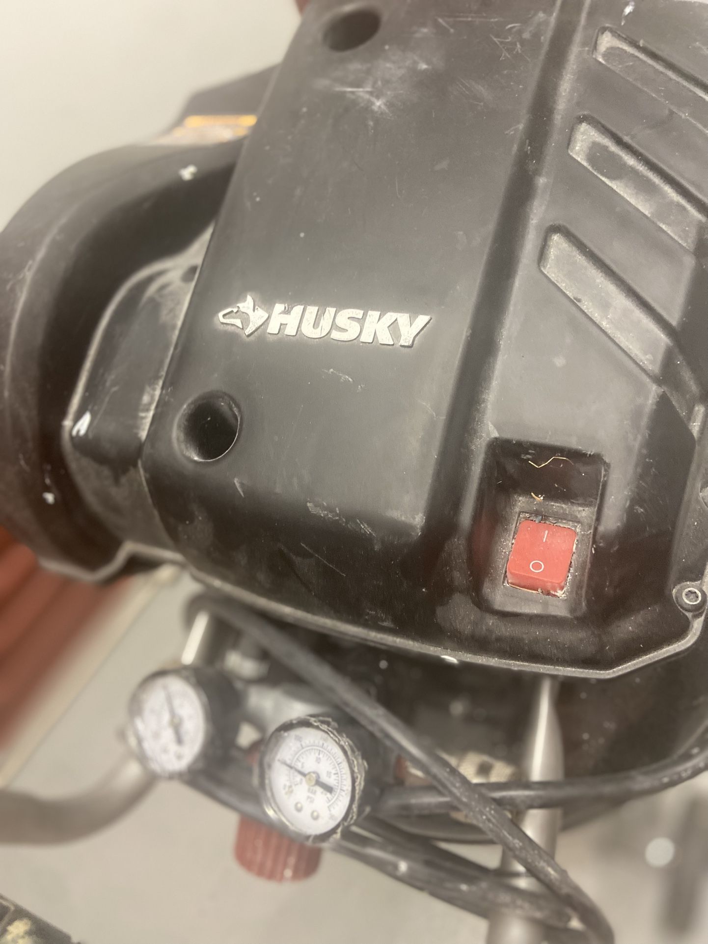 Husky 20 Gallon Air Compressor