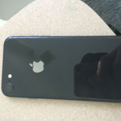 Unlocked iPhone 8 (black)