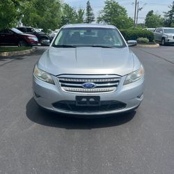 2011 FORD TAURUS LIMITED 