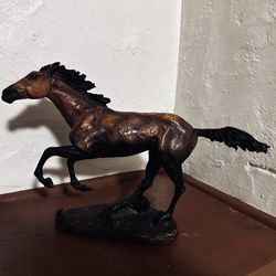Horse statue
