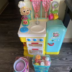 Cocomelon Kitchen Set