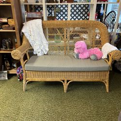 Booth Reset Wicker-watermelon Dishes-rocking Chairs, Bookcases, Vintage Radios etc. Can Be Viewed At Pacific Antiques Mall In Tacoma-Space 423!!