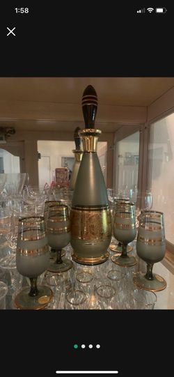 Liquor Decanter and glasses Vintage