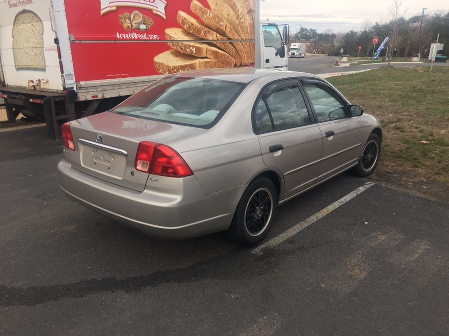 2001 Honda Civic. Lx champagne