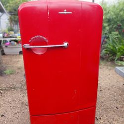 Vintage Fridge BUT Not Working