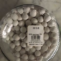 Brand New Ceramic Pie Weight Set - Fom Williams-Sonoma  (enough for 2 pies 8”each)