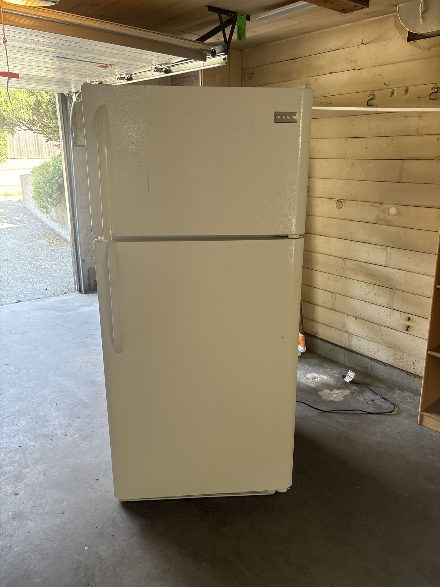 Free refrigerator