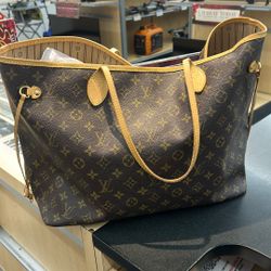 Louis Vuitton never full 