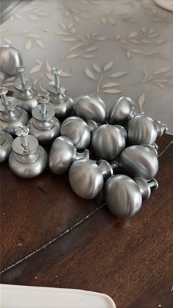 Cabinet Handles for Kitchen or Bathroom