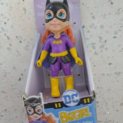 Mini Batgirl  DC Doll