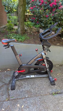 Schwinn IC4 stationary bike