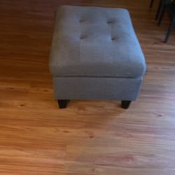 Small Ottorman 