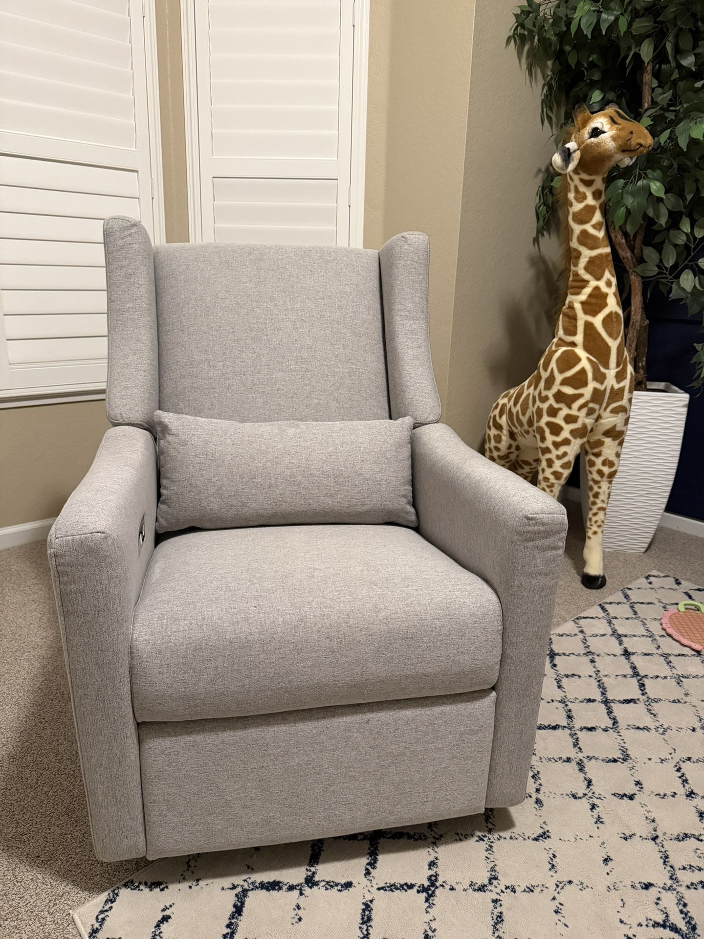 Babyletto Kiwi Electronic Recliner/Glider