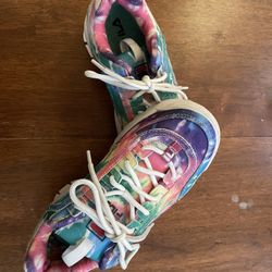 Girl’s Fila Sneakers Size 3