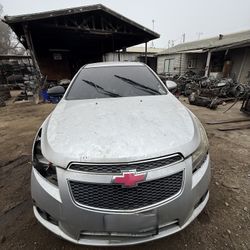 2012 Chevrolet Cruze 4 cylinder 1.4 motor automatic transmission  FOR PARTS ONLY‼️