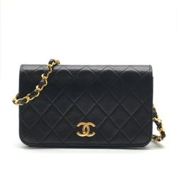 CHANEL  Mini Matelasse Pushlock Lambskin Chain Shoulder  Bag Black