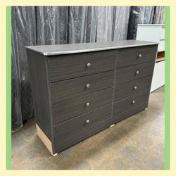 8 drawers dresser / Eight drawers dresser / Cajonera / Comoda